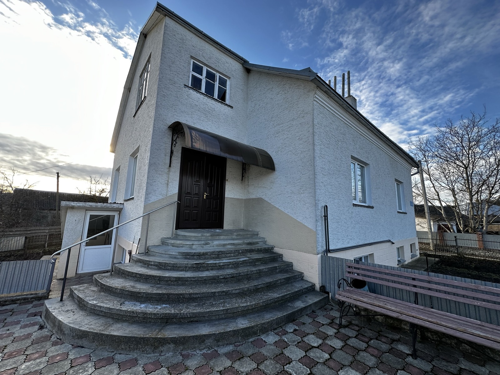 Продається будинок в передмісті Тернополя, с. Острів. фото 1