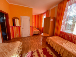 Продаж діючого готелю у місті Кременець фото 16